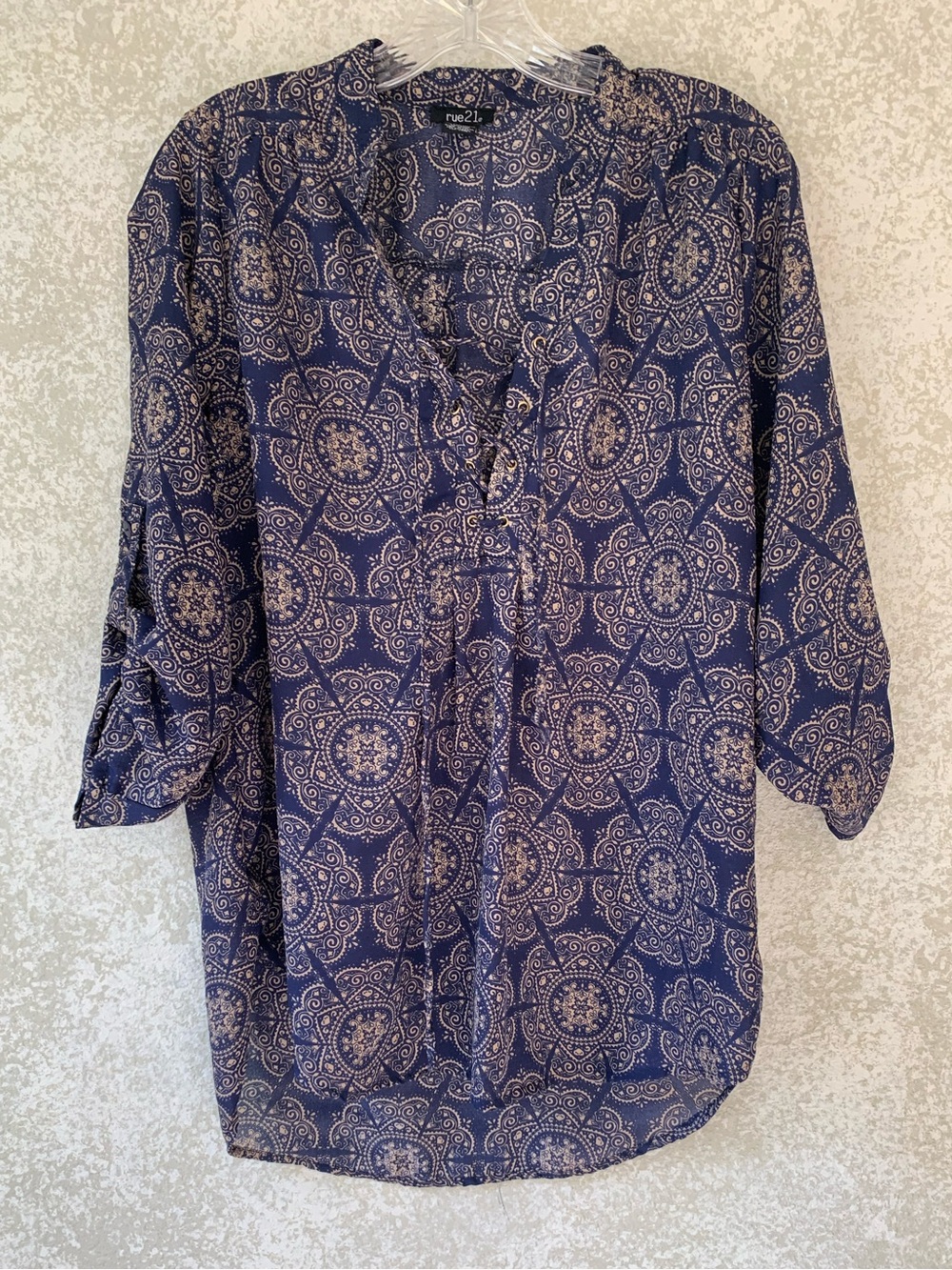 rue21 Navy Mandala Medallion Lace Up Roll Tab Sleeve Tunic Top Large